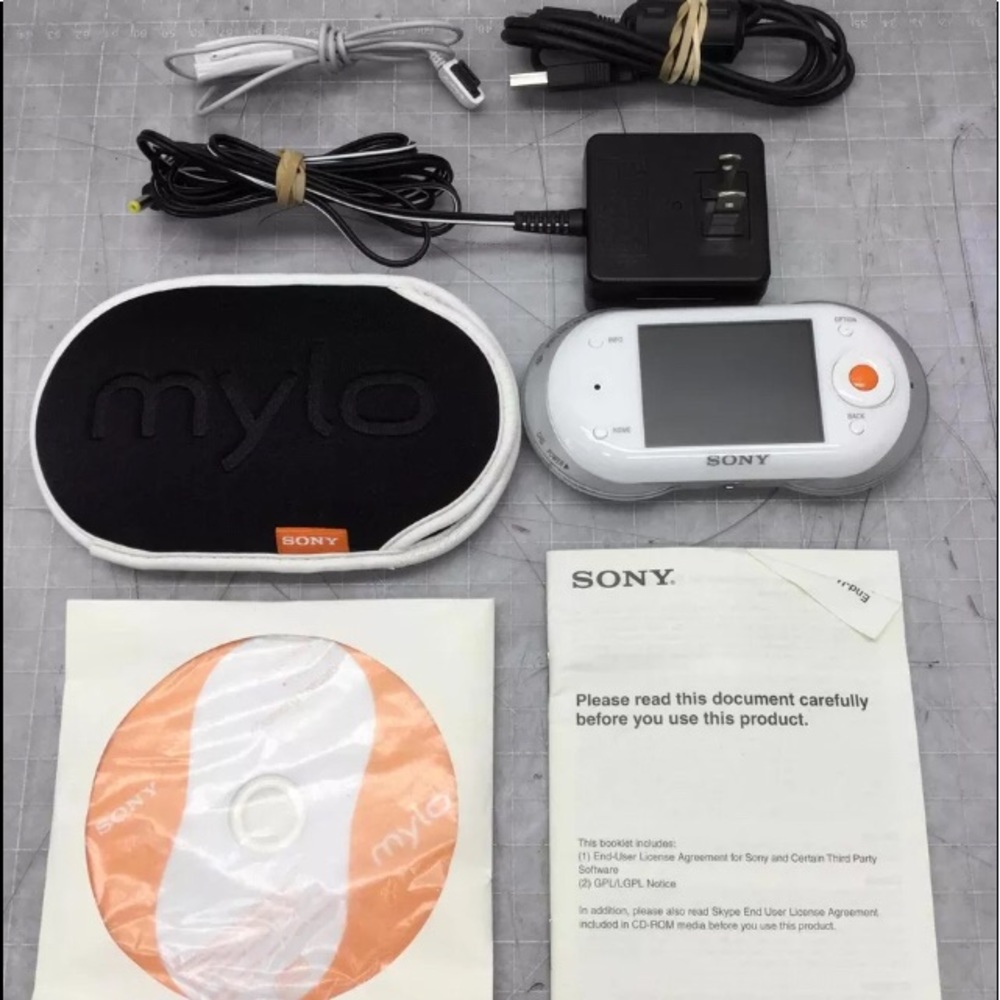 Sony Mylo Personal Communicator COM-1 2.4" LCD NIB